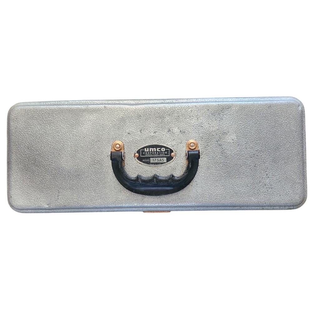 Umco tacklebox, tackle dating to the 40's